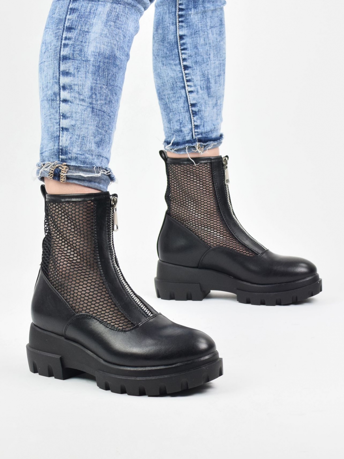 Women's ankle boots in black with mesh