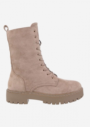 Women's lace-up boots in light brown