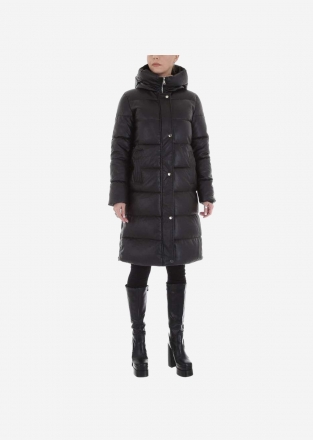 Moteriškas juodas žieminis paltas "NOEMI KENT"