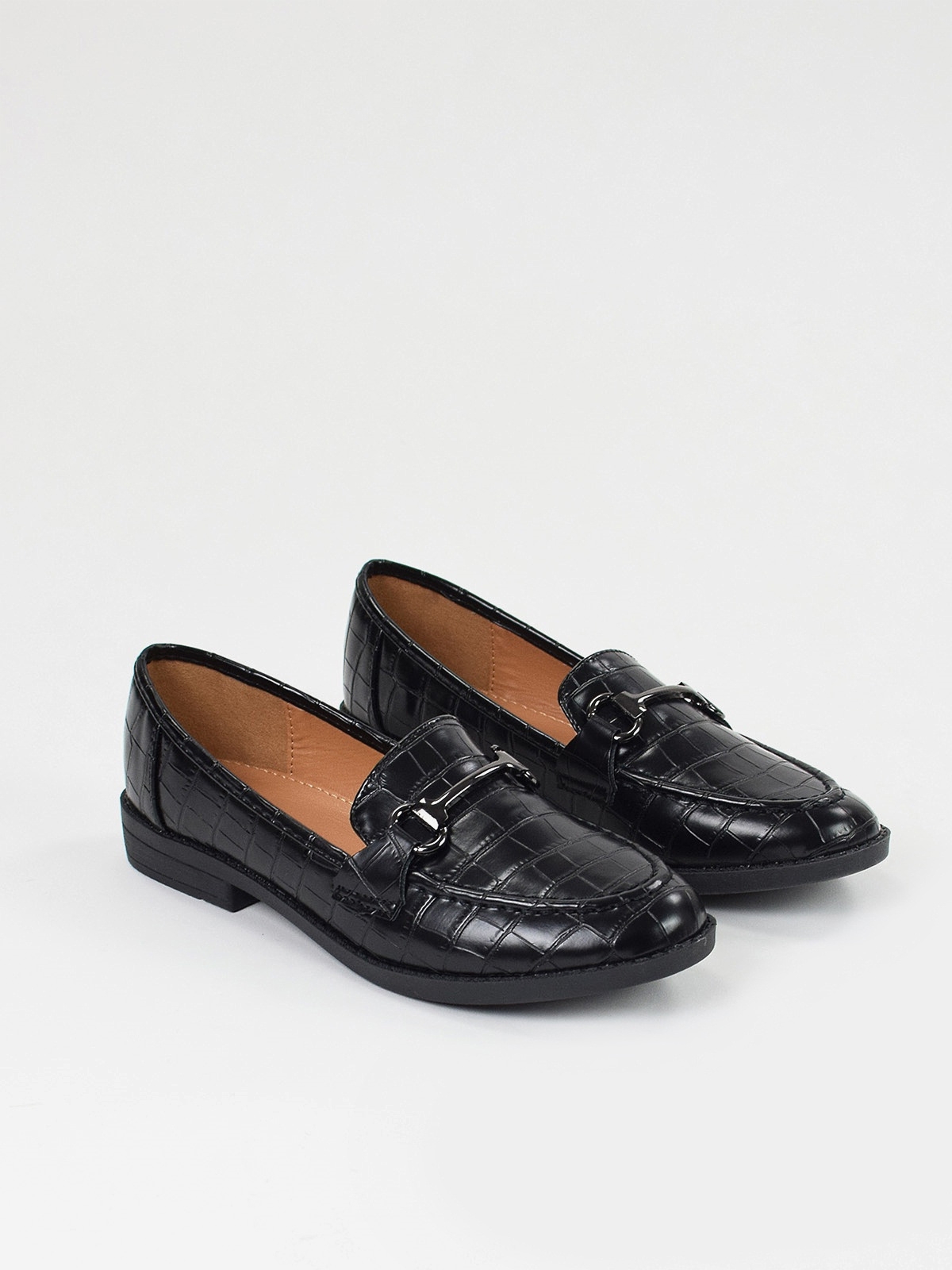 Croc patent loafers with snaffle in black