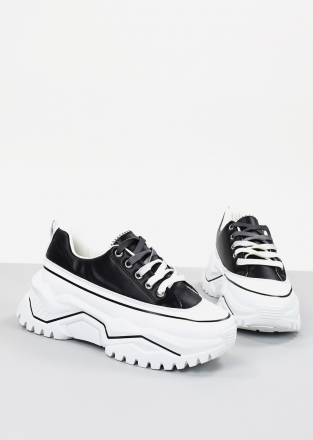 Lace up chunky sole women's trainers in black