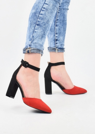 Classic design high heels in red