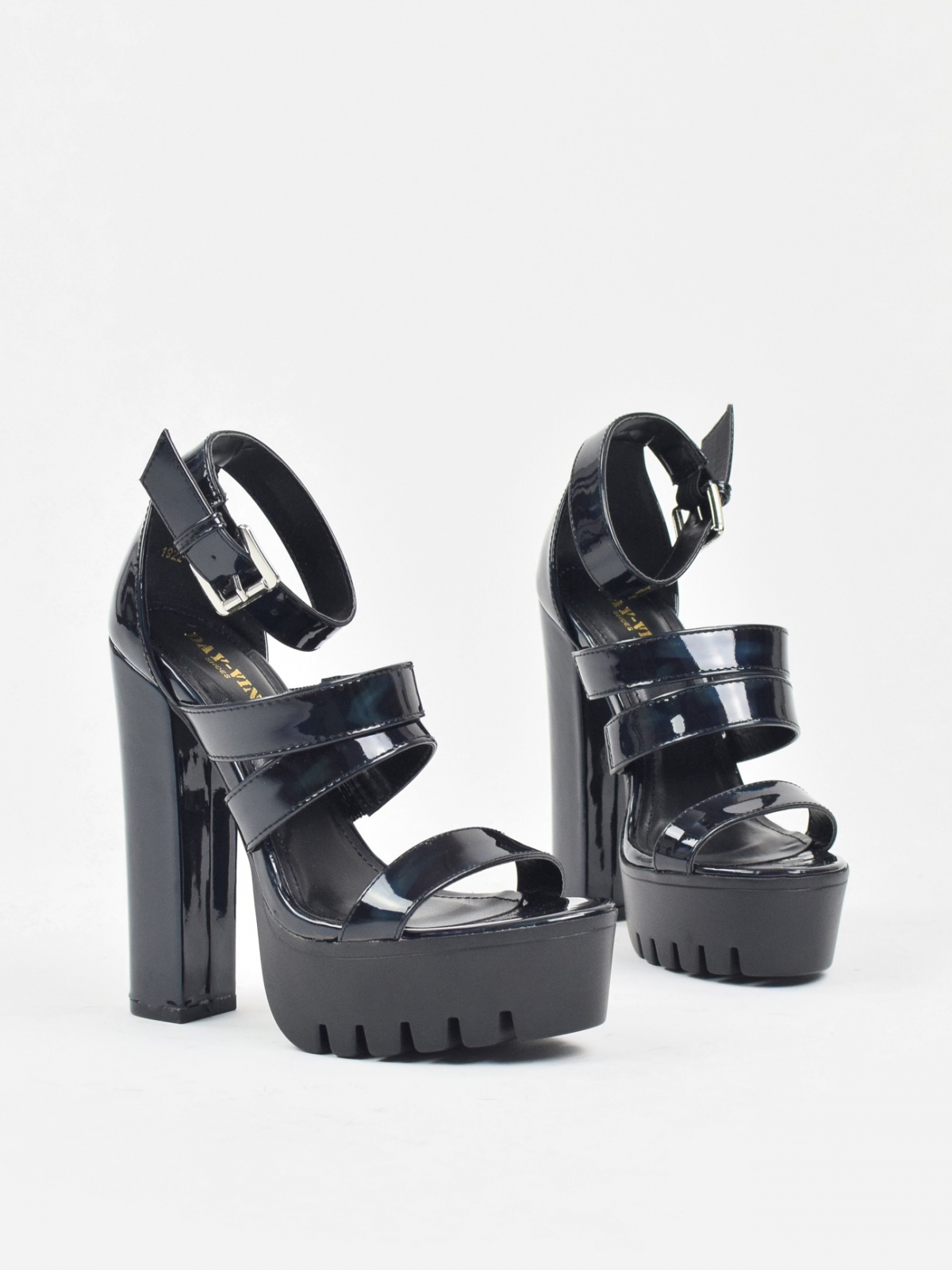 Luxurious design sandals with high heel in black