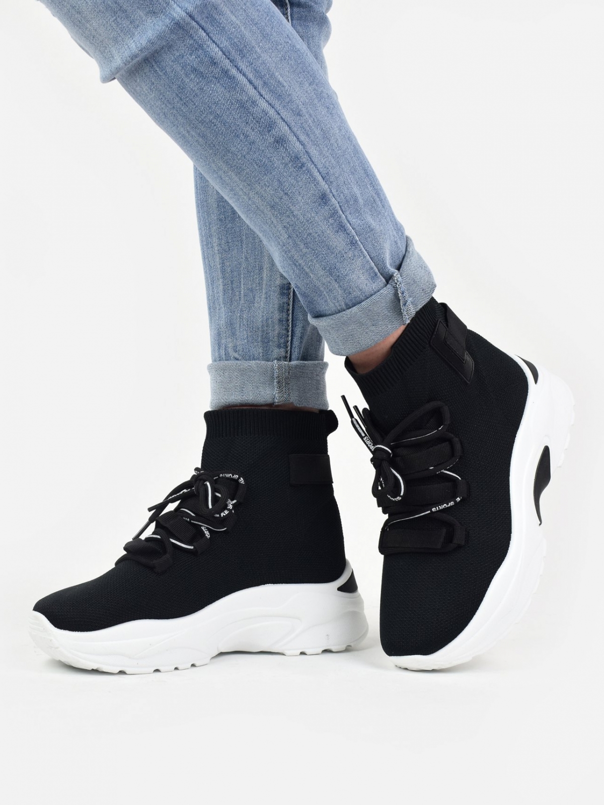 Sock trainers with lace imitation in black & white