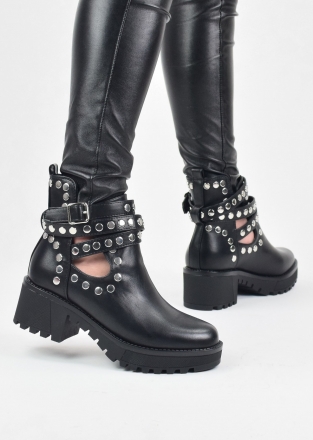 Atvirakulkšniai juodos spalvos moteriški auliniai batai su metalinėmis detalėmis