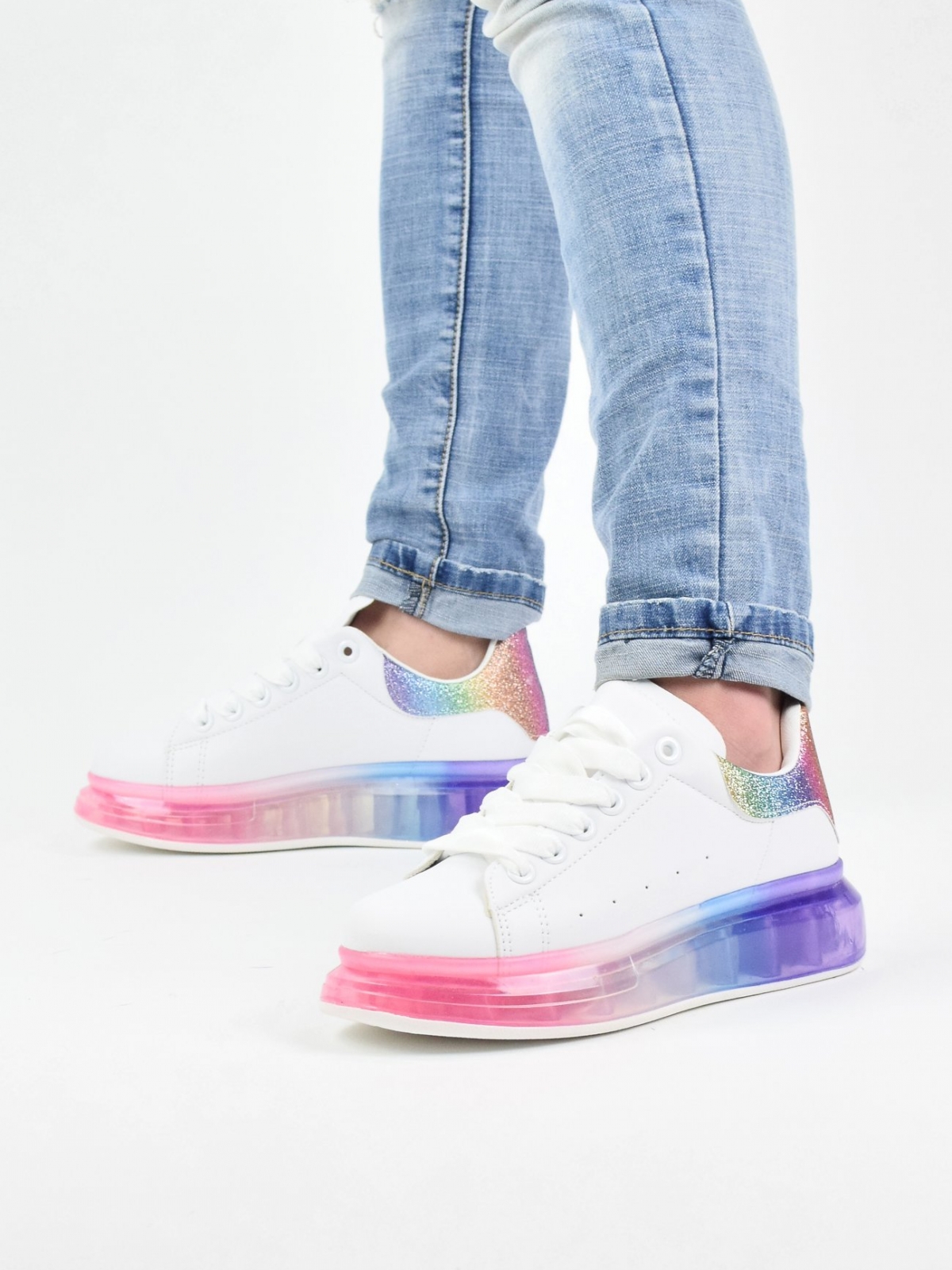 American style sneakers in multicolor white